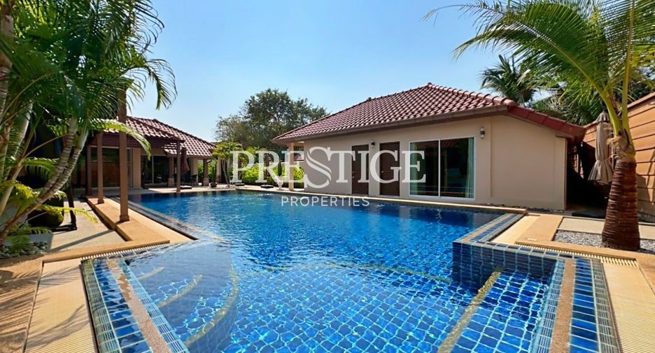 Casa en alquiler de 4 habitaciones en Huay Yai, Pattaya