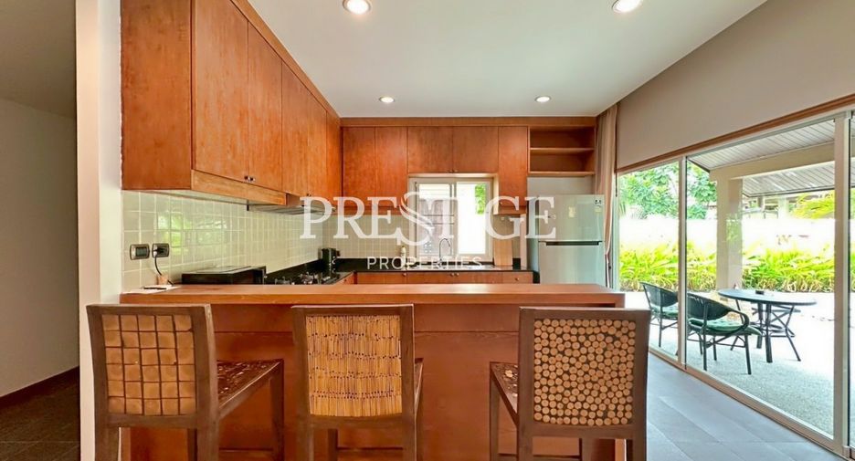 Casa en alquiler de 4 habitaciones en Huay Yai, Pattaya