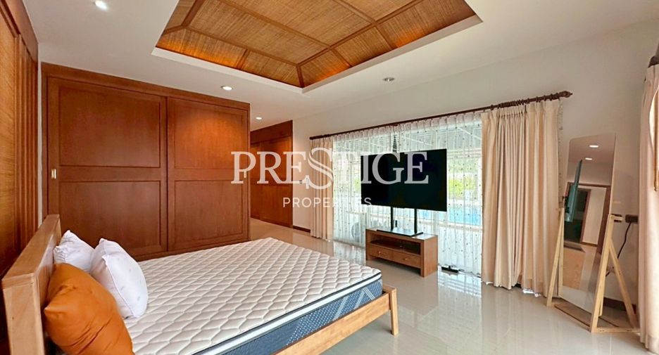 Casa en alquiler de 4 habitaciones en Huay Yai, Pattaya
