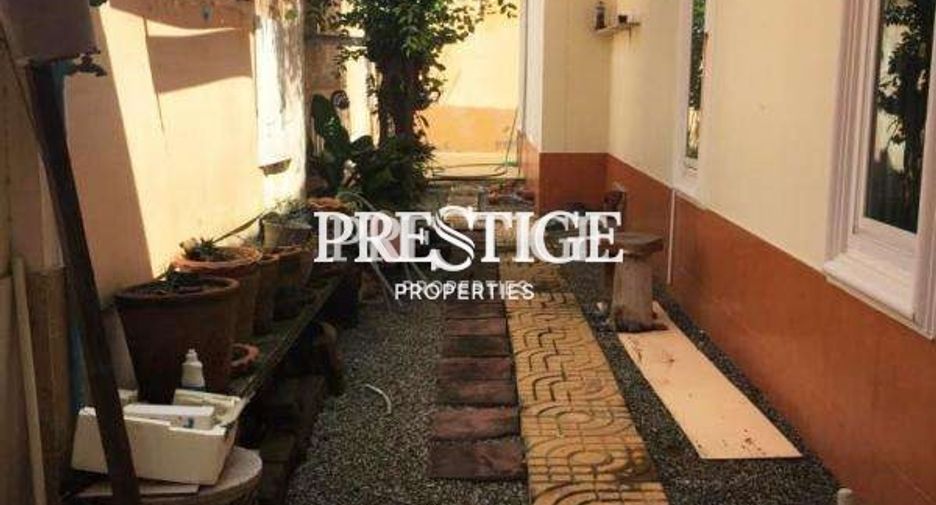 For rent 3 bedrooms house in Bang Lamung, Chonburi