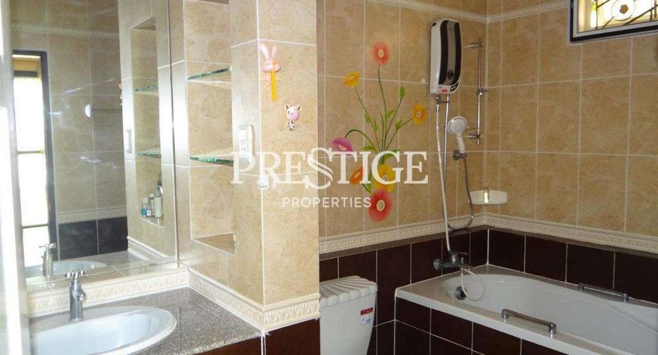 For rent 3 bedrooms house in Bang Lamung, Chonburi