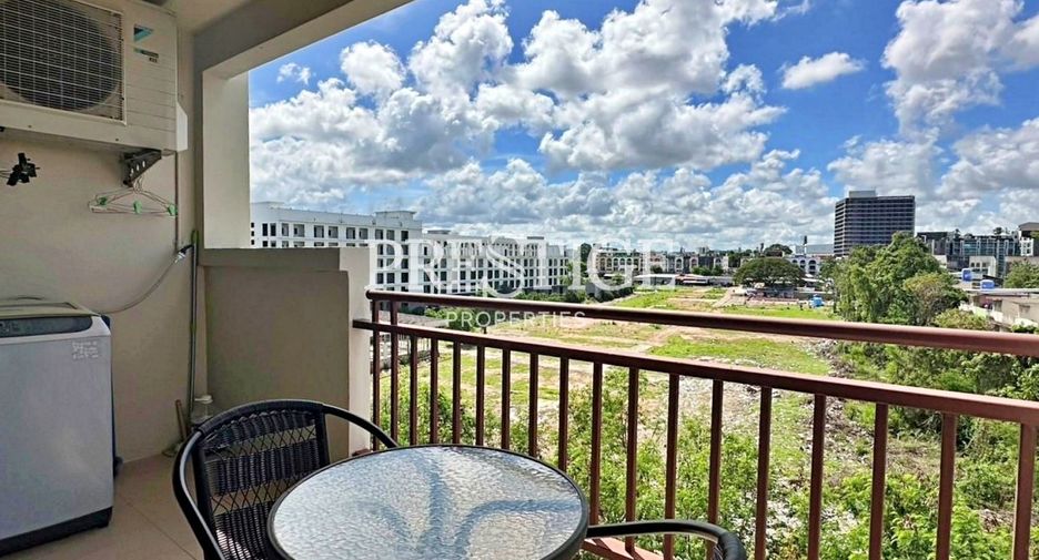 For rent 2 bedrooms condo in Bang Lamung, Chonburi