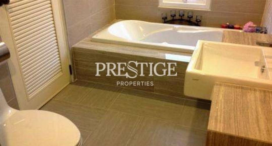 For rent 3 bedrooms house in Bang Lamung, Chonburi