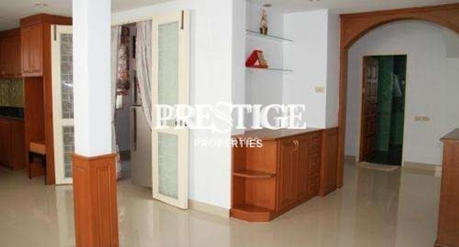 For rent 3 bedrooms house in Jomtien, Pattaya