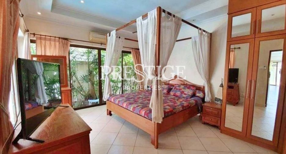 For rent 3 bedrooms house in Jomtien, Pattaya
