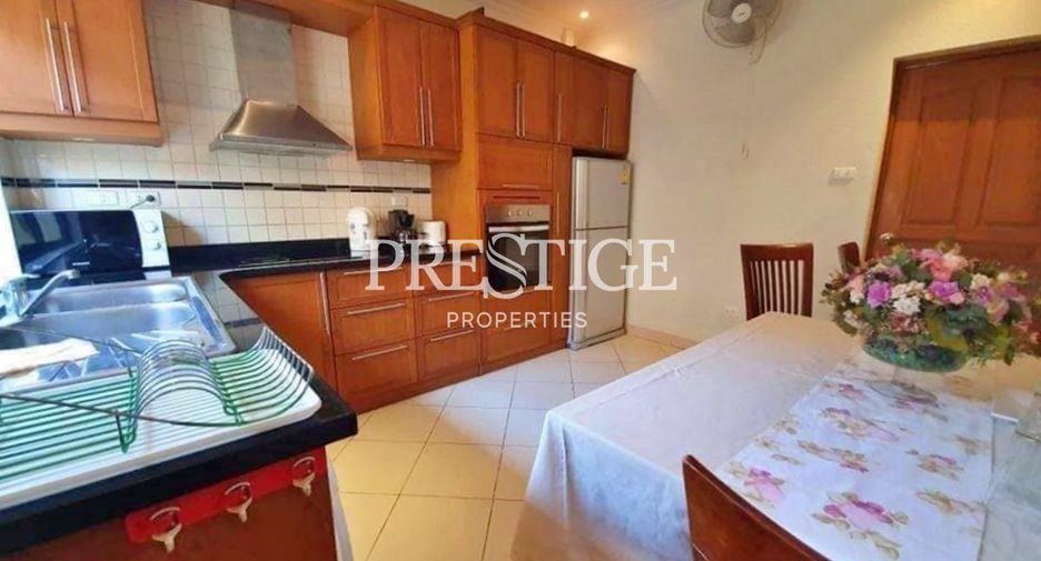 For rent 3 bedrooms house in Jomtien, Pattaya