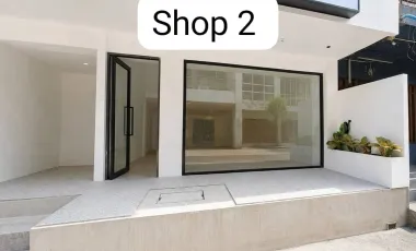 For rent retail Space in Watthana, Bangkok