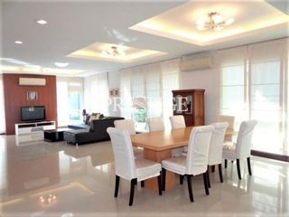 Casa en alquiler de 4 habitaciones en Ban Chang, Rayong