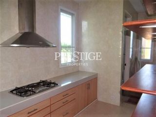 Casa en alquiler de 4 habitaciones en Ban Chang, Rayong