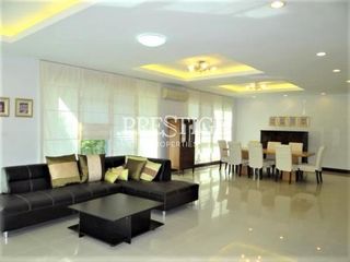 Casa en alquiler de 4 habitaciones en Ban Chang, Rayong