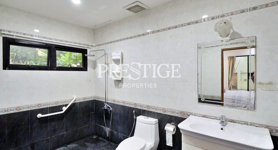 For rent 3 bedrooms house in Bang Lamung, Chonburi