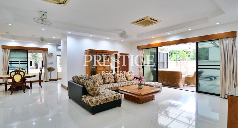 For rent 3 bedrooms house in Bang Lamung, Chonburi