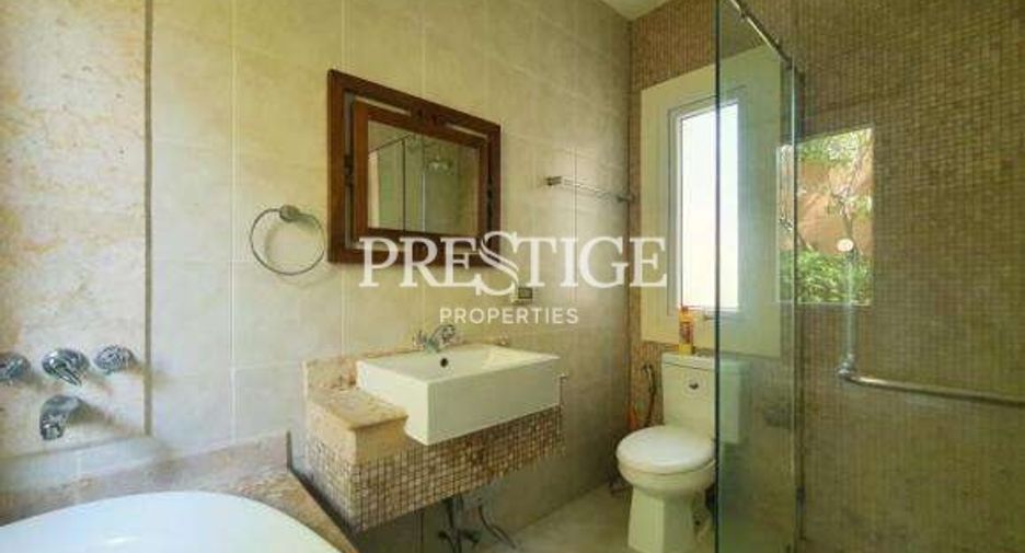 For sale そして for rent 3 ベッドルーム house in Bang Lamung, Chonburi