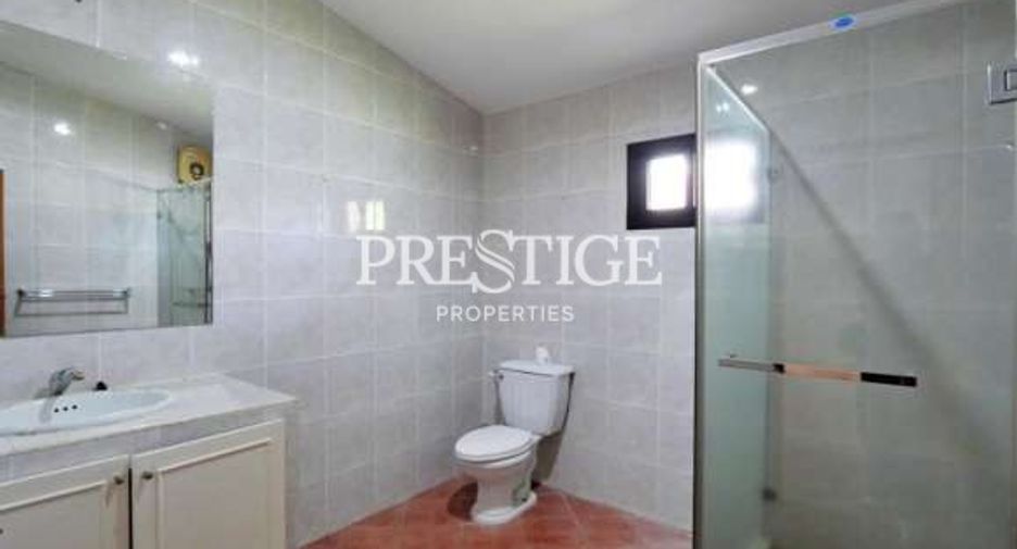 For rent 5 bedrooms house in Bang Lamung, Chonburi