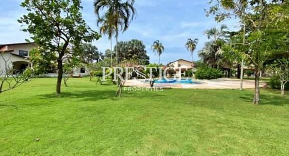 For rent 5 bedrooms house in Bang Lamung, Chonburi