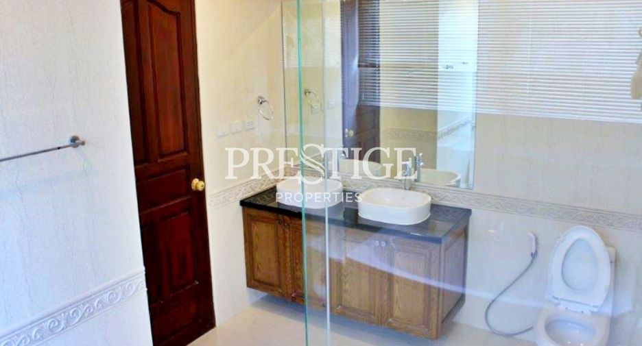 For sale and for rent 4 bedrooms house in Bang Lamung, Chonburi