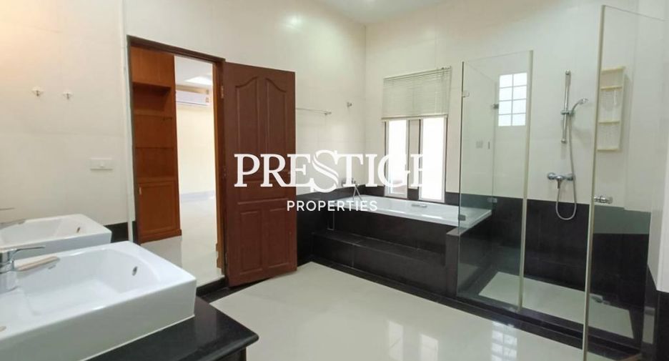 For rent 3 bedrooms house in Bang Lamung, Chonburi