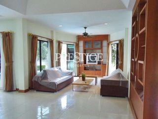 Casa en alquiler de 3 habitaciones en Ban Khai, Rayong
