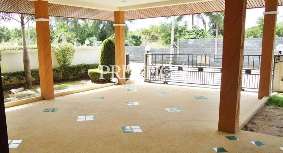 Haus zur Miete mit 3 Zimmer in Ban Khai, Rayong