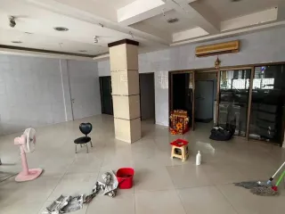 ให้เช่า 4 ห้องนอน พื้นที่ค้าปลีก ใน บางรัก, กรุงเทพฯ