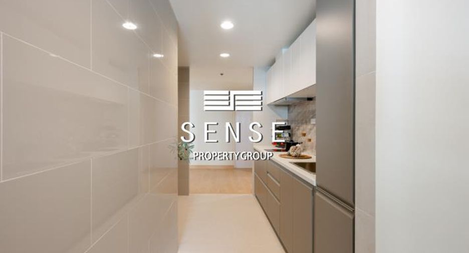 For sale 2 bedrooms condo in Khlong Toei, Bangkok