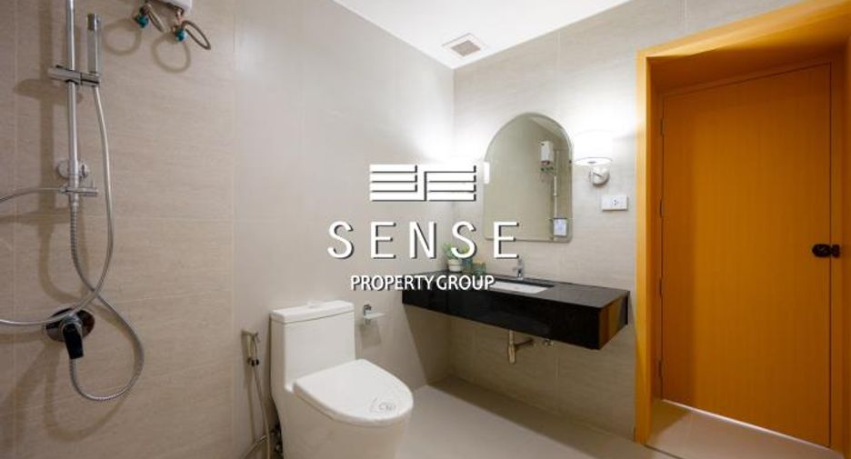 For sale 2 bedrooms condo in Khlong Toei, Bangkok