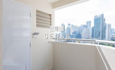 For sale 2 bedrooms condo in Khlong Toei, Bangkok