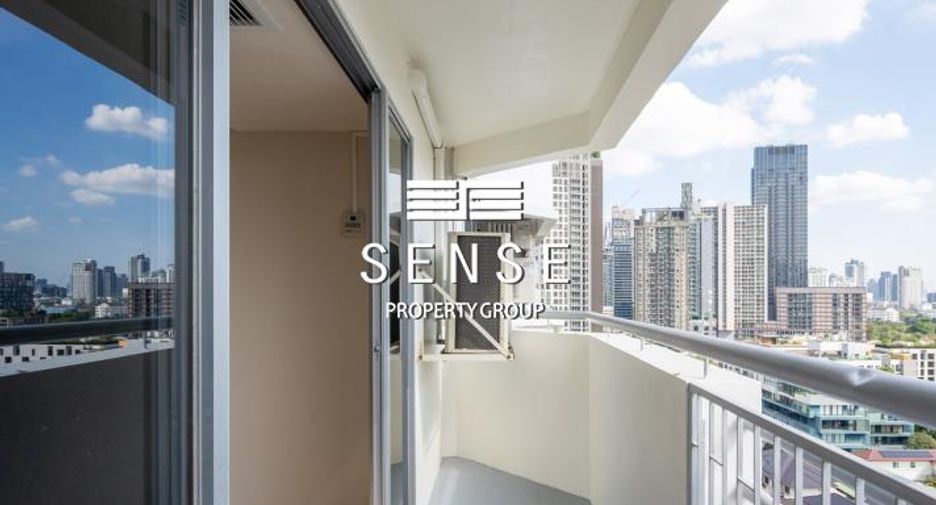 For sale 2 bedrooms condo in Khlong Toei, Bangkok