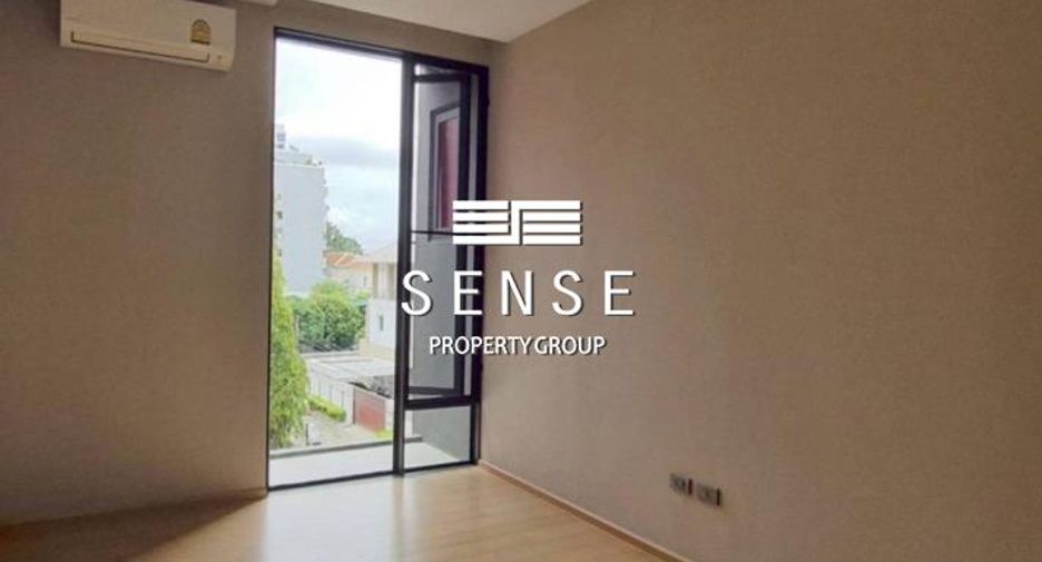 For sale 2 bedrooms condo in Huai Khwang, Bangkok