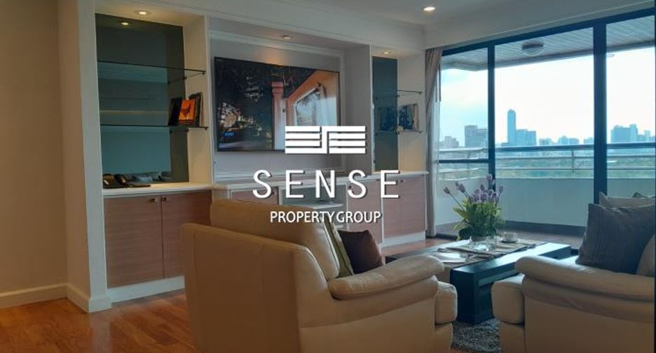 For rent 2 bedrooms condo in Khlong Toei, Bangkok