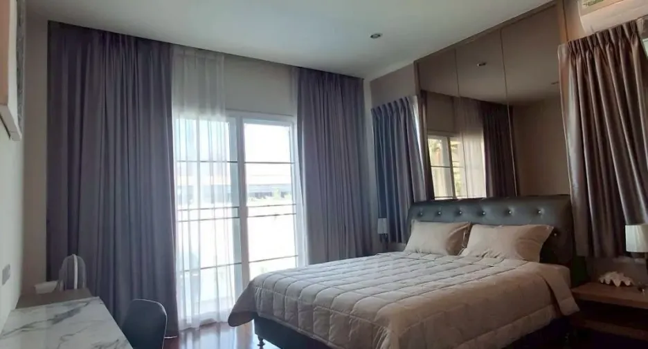 For rent 3 bedrooms house in Huay Yai, Pattaya