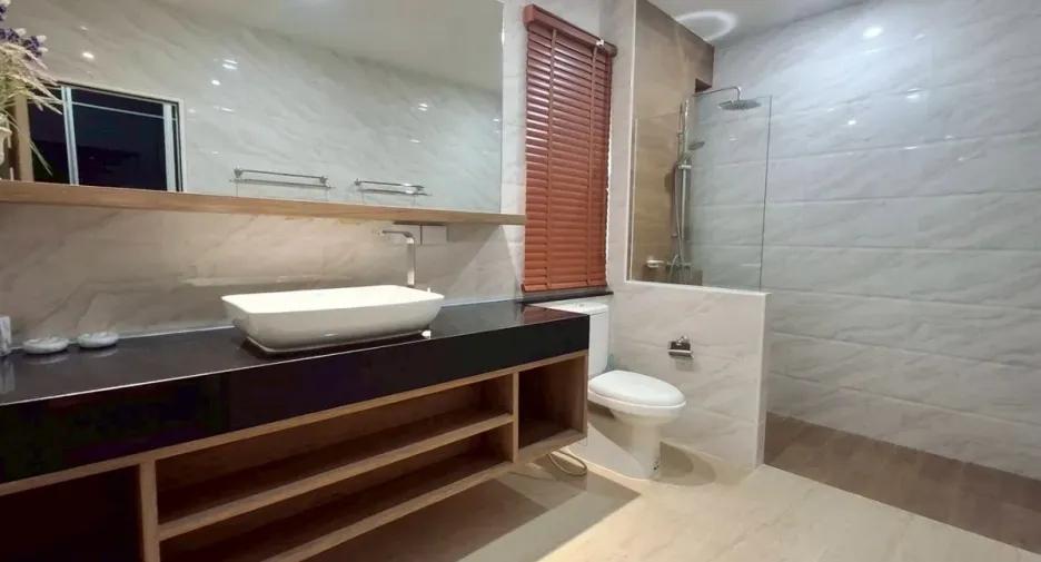 For rent 3 bedrooms house in Huay Yai, Pattaya