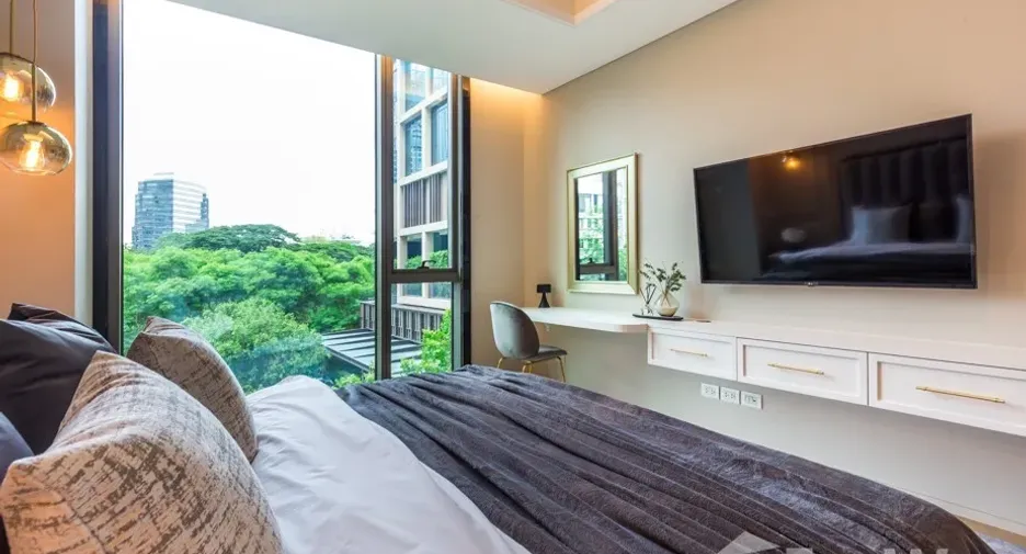 For sale 2 ベッドルーム condo in Pathum Wan, Bangkok