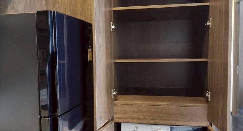 Condo en alquiler de 4 habitaciones en Watthana, Bangkok