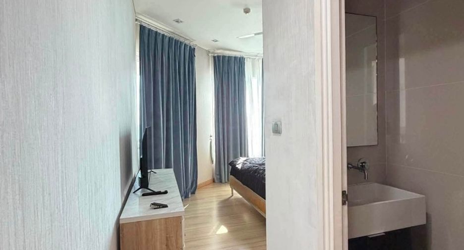 For rent 3 bedrooms condo in Jomtien, Pattaya