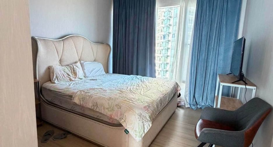 For rent 3 bedrooms condo in Jomtien, Pattaya