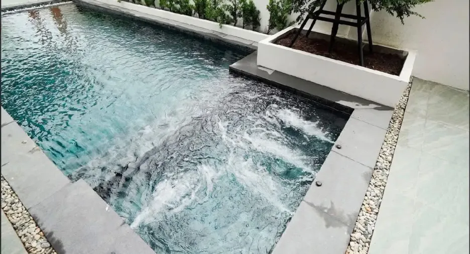 À vendre 4 chambres villa à Huay Yai, Pattaya