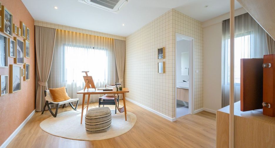 For sale 4 ベッドルーム house in Bang Lamung, Chonburi