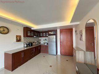 For sale 2 ベッドルーム condo in Bang Lamung, Chonburi