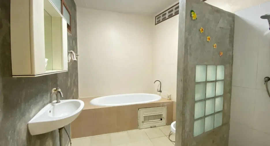 Casa adosada en venta de 2 habitaciones en Hua Hin, Prachuap Khiri Khan