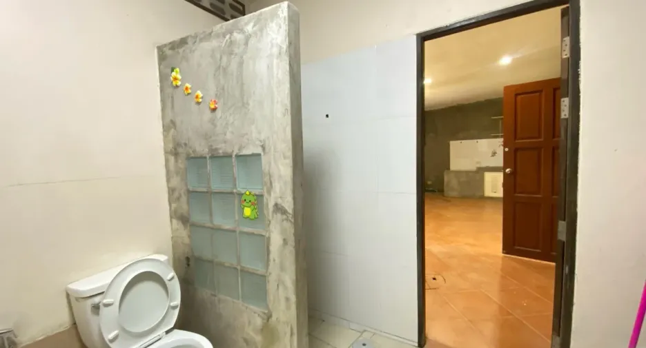 Casa adosada en venta de 2 habitaciones en Hua Hin, Prachuap Khiri Khan