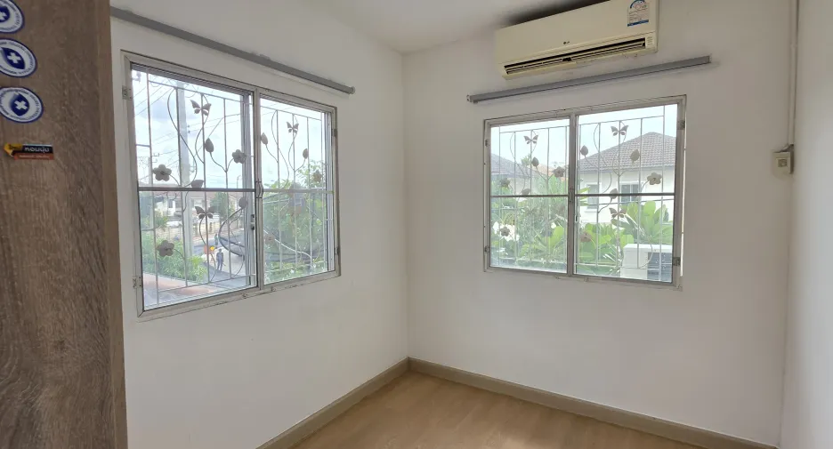 For sale and for rent 3 bedrooms townhouse in Bang Yai, Nonthaburi