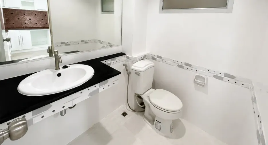 For sale studio townhouse in Wang Thonglang, Bangkok