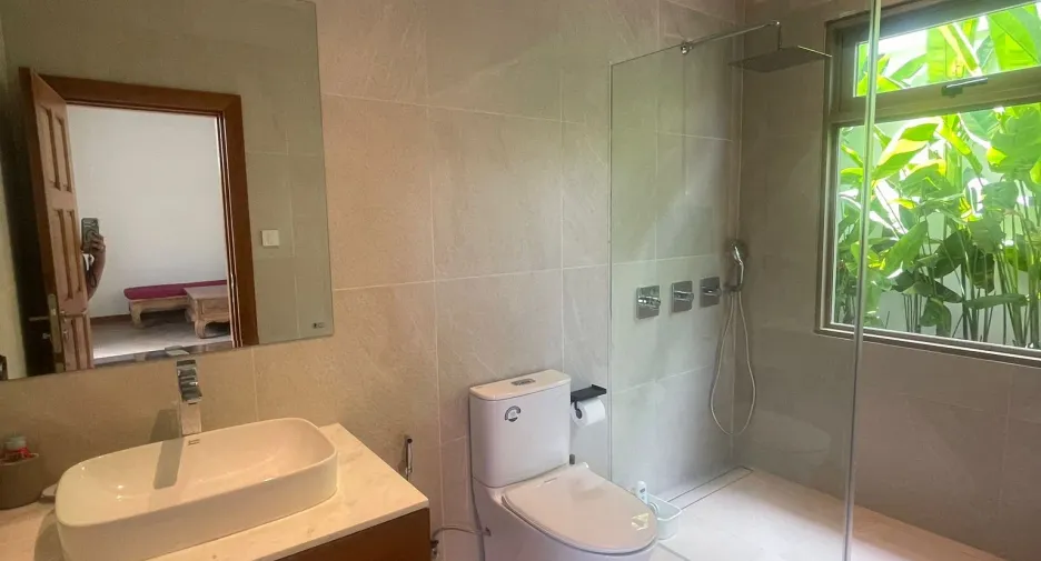 À vendre et à louer 4 chambres villa à Thalang, Phuket