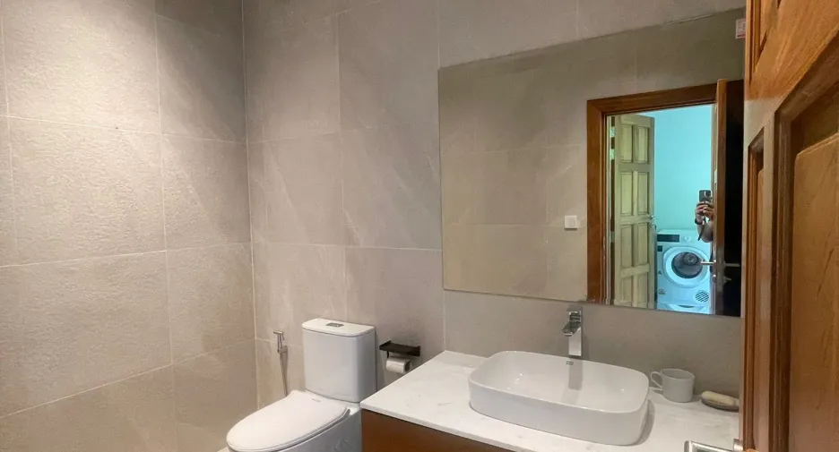 À vendre et à louer 4 chambres villa à Thalang, Phuket