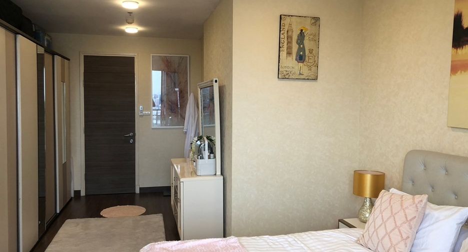 For sale 2 bedrooms condo in Yan Nawa, Bangkok
