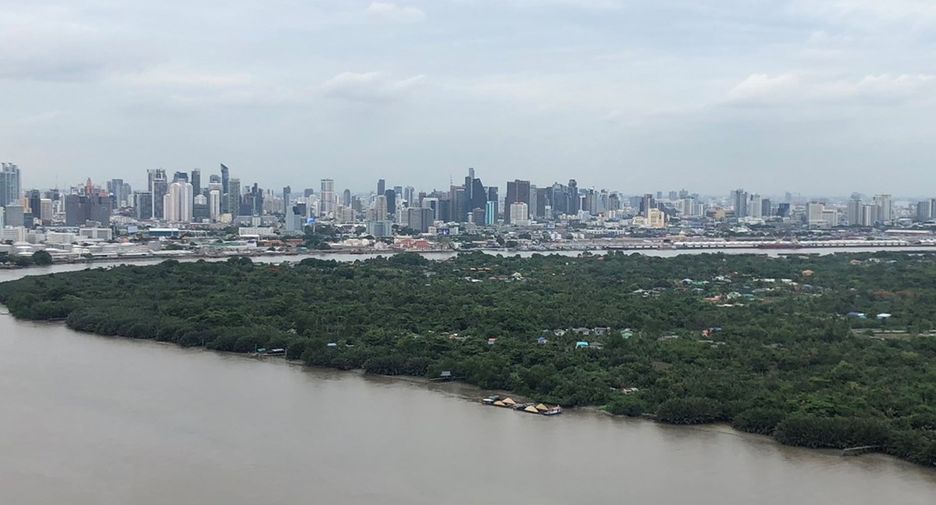 For sale 2 bedrooms condo in Yan Nawa, Bangkok