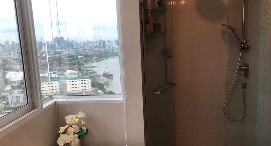 For sale 2 bedrooms condo in Yan Nawa, Bangkok