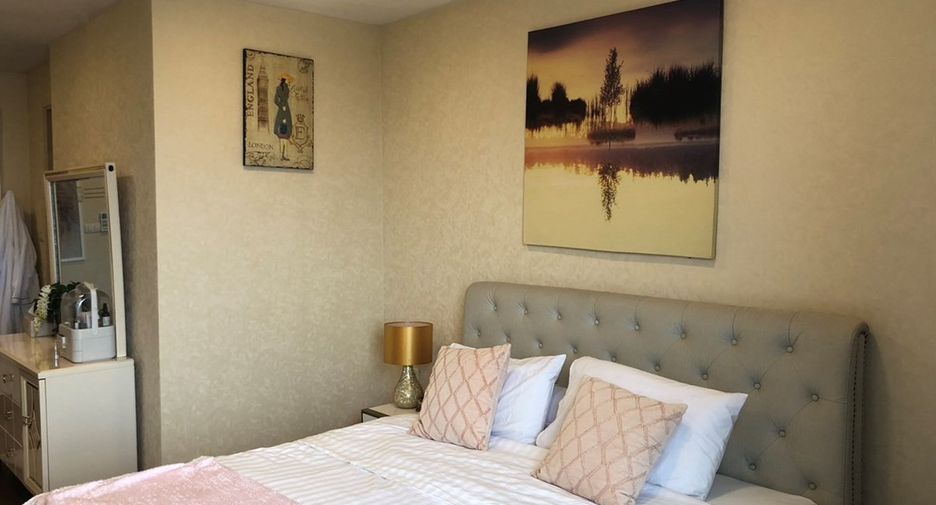 For sale 2 bedrooms condo in Yan Nawa, Bangkok