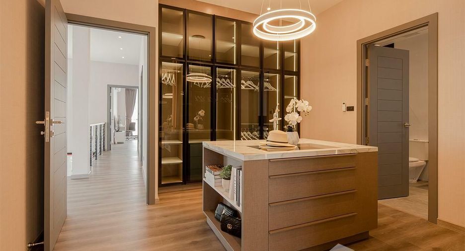 Villa zum Kauf mit 4 Zimmer in Mueang Chiang Mai, Chiang Mai